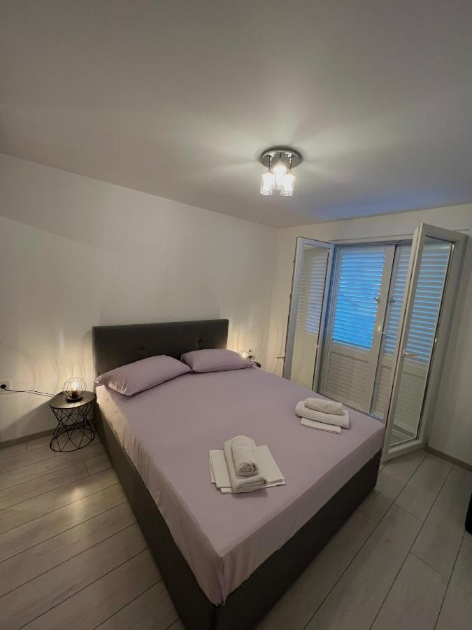 Apartments Pahljina Palit エクステリア 写真